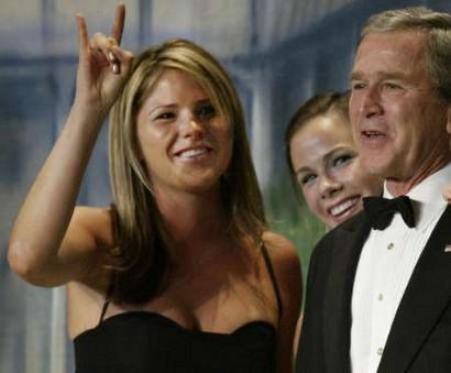 Jenna Bush looks good while saluting Satan, I mean the Longhorns