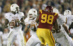 Vince Young wil enter the NFL draft