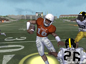 Texas' Vince Young eludes an Iowa tackler